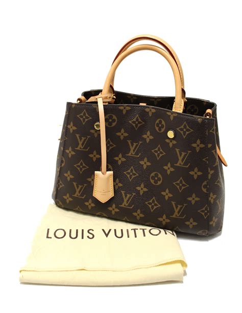 sac montaigne bb louis vuitton|montaigne monogram bag.